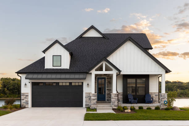 Best Roof Installation  in Donora, PA